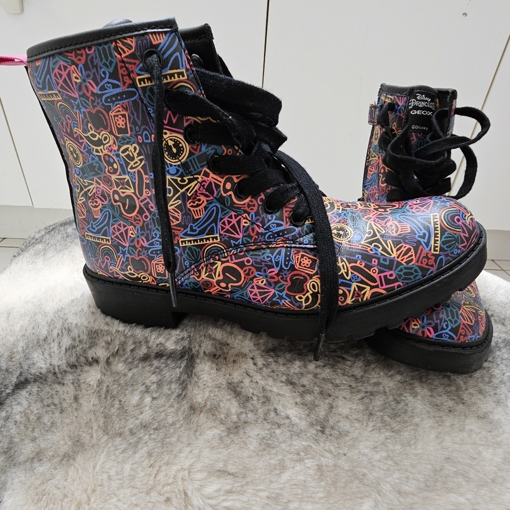 Geox Disney Princess Girl Power Casey multicolor Girls lace up boots Sz 36
